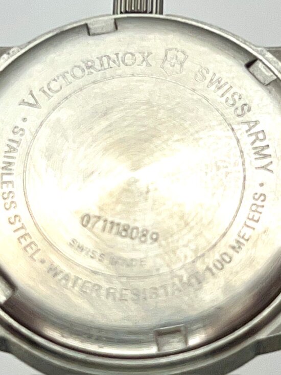 Vintage 90\'s Victorinox Swiss Army IOB Ladies Watch Delta Field Working main image 6